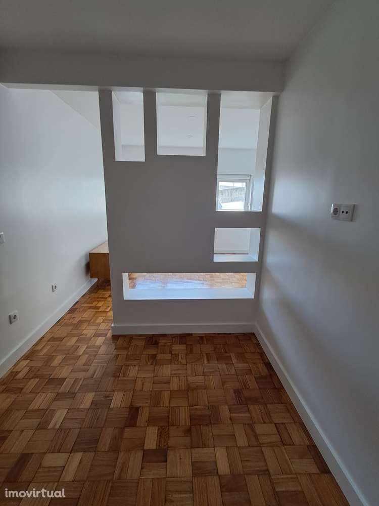 Arrenda-se T1 no centro do Porto - Grande imagem: 4/8