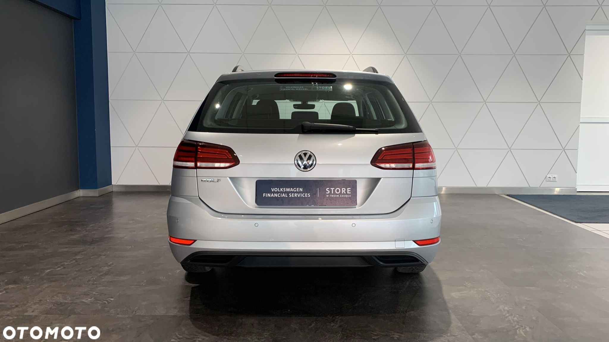 Volkswagen Golf VII 1.6 TDI BMT Trendline - 4