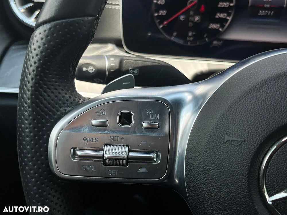 Mercedes-Benz CLS 450 4MATIC 9G-TRONIC - 16