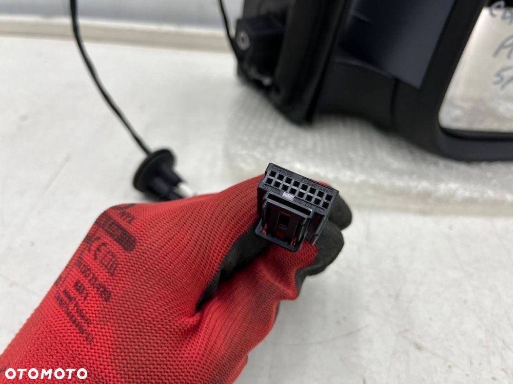 Lusterko VW Caddy 4 IV 2k7 Connect MK3 20r.- PRAWE elektryczne składane podgrzewane 5 pin EU - 3