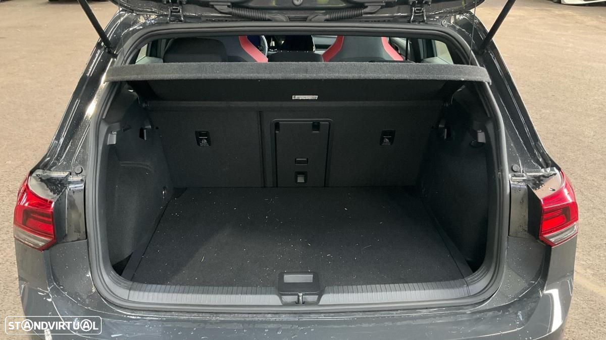 VW Golf 2.0 TSI OPF DSG GTI - 4