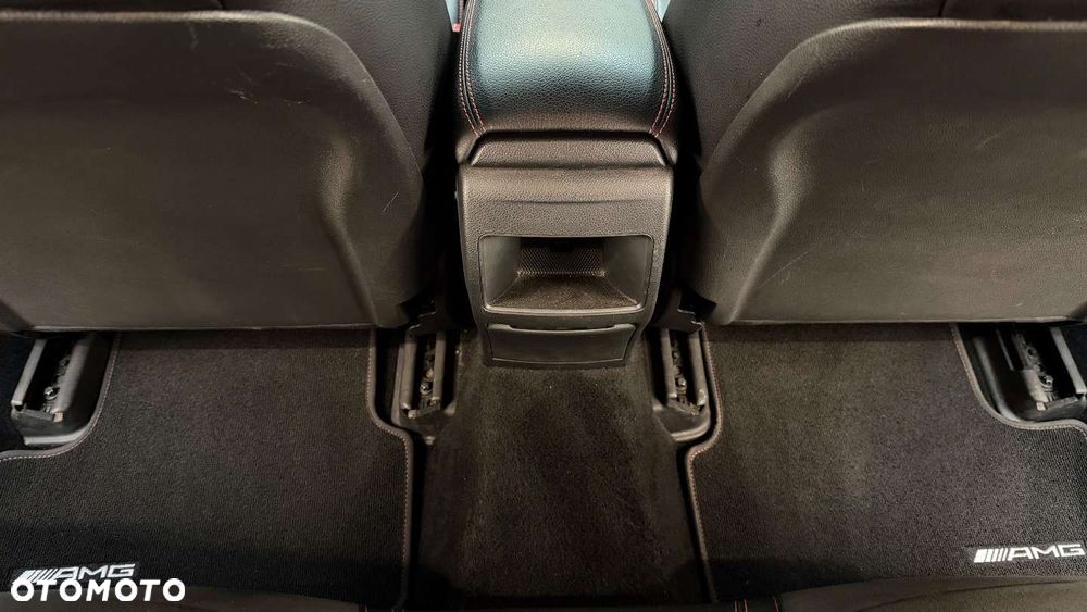 Mercedes-Benz CLA - 34