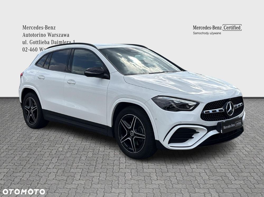 Mercedes-Benz GLA - 8