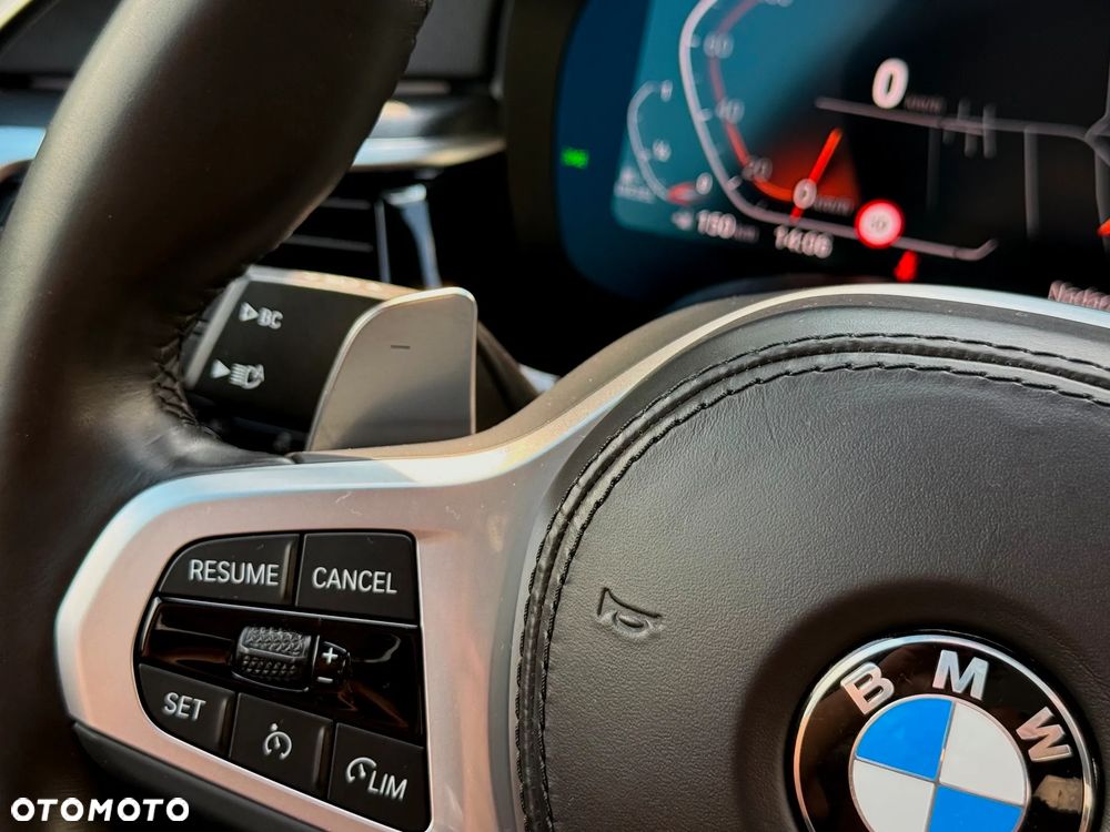 BMW Seria 5 520d xDrive MHEV M Sport sport - 25