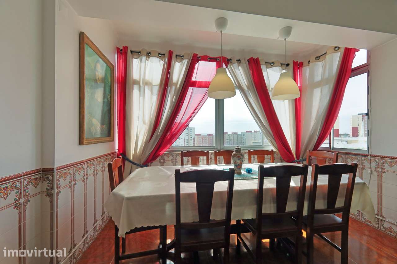 Apartamento T4 Transformado em T3 | 122 m² - Grande imagem: 2/25