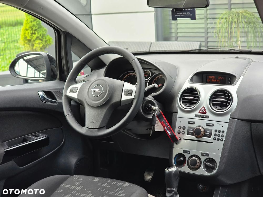 Opel Corsa 1.4 16V Satellite - 22
