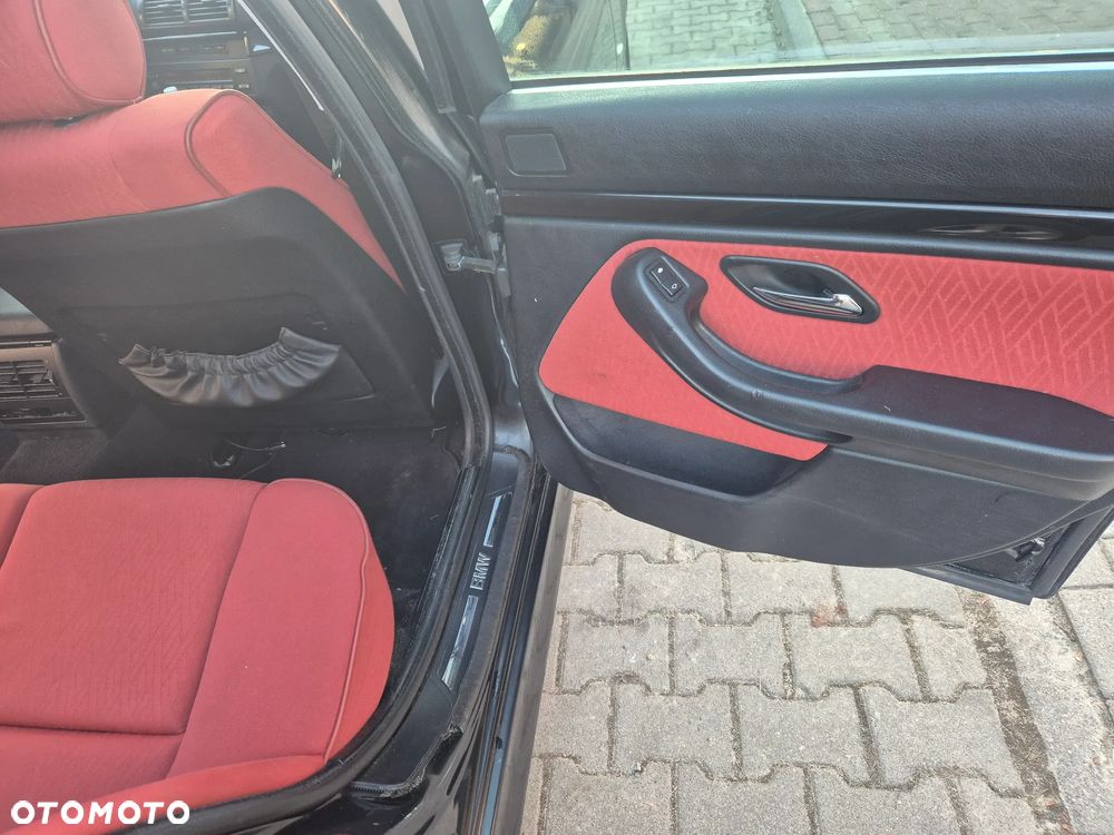BMW Seria 5 - 17