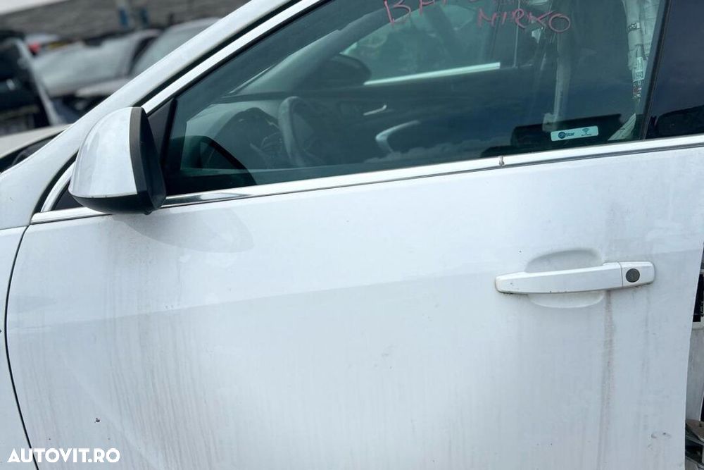 USA STANGA/DREAPTA - FATA/SPATE OPEL INSIGNIA FACELIFT COMBI - AN 2015 - 1