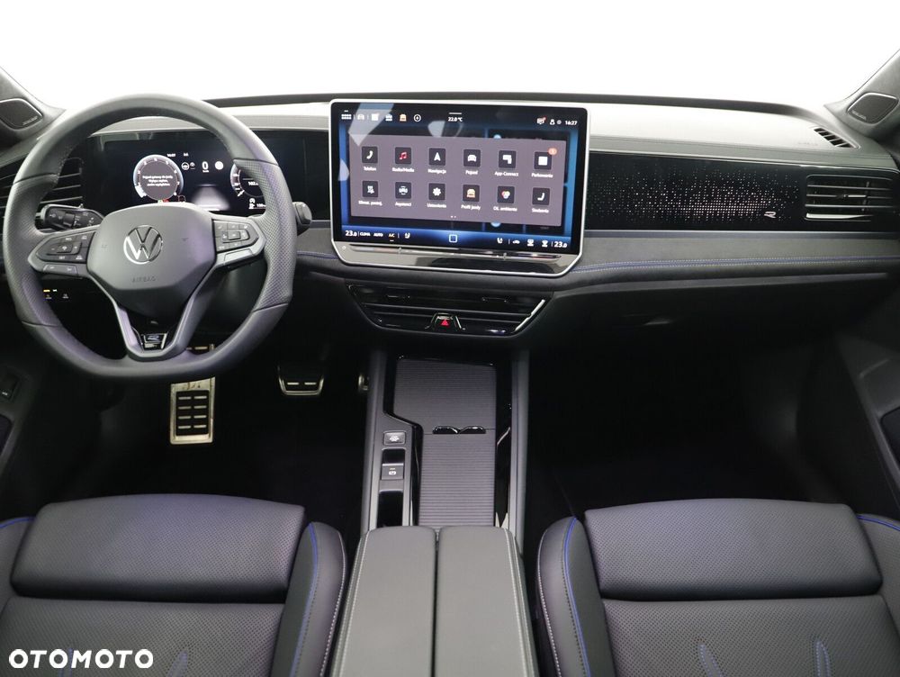 Volkswagen Passat - 12