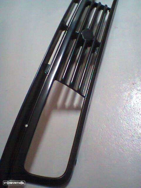 grelha suzuki vitara 1988 até 1994 ( nova ) - 2