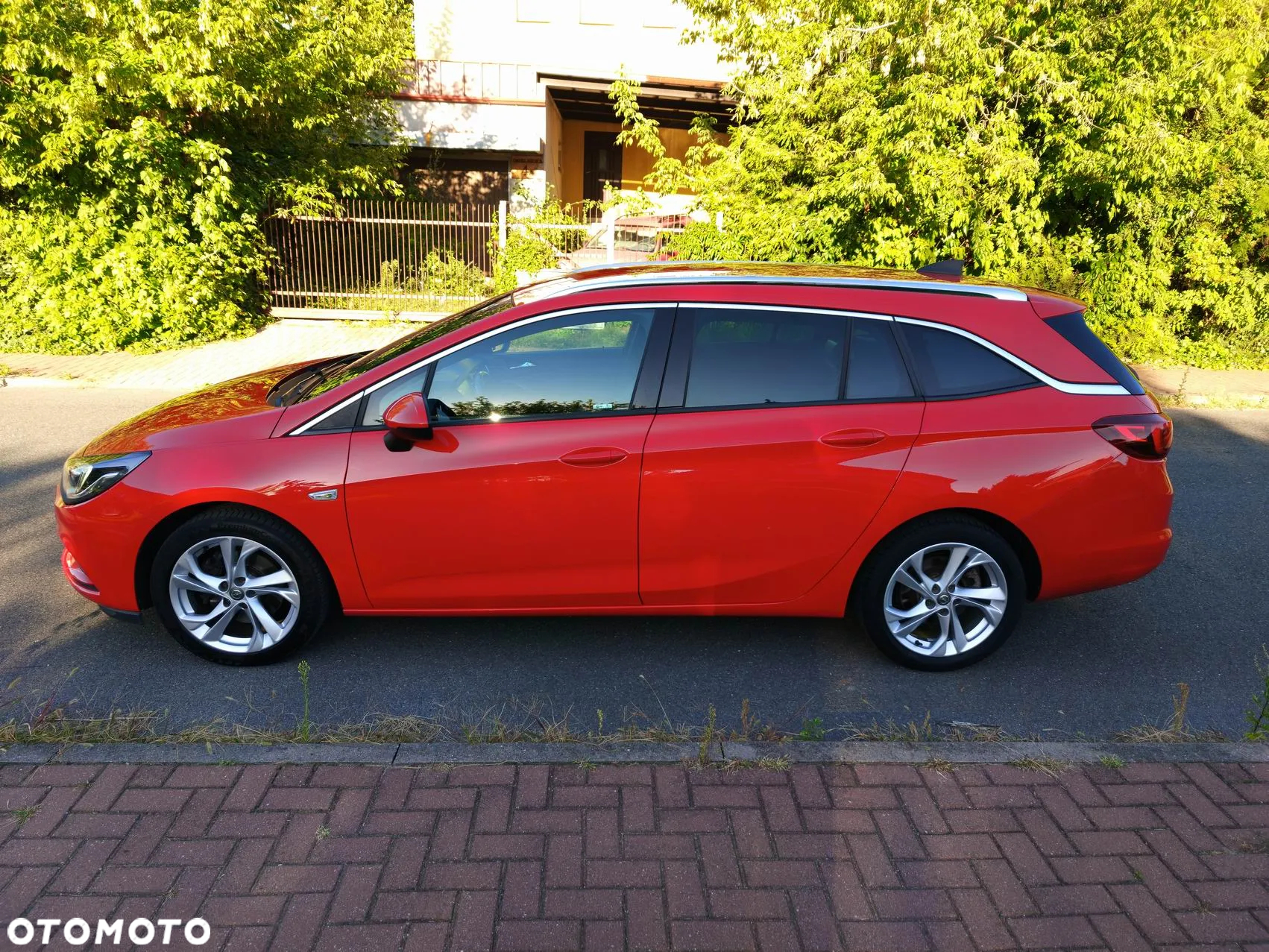 Opel Astra IV 1.6 CDTI Cosmo - 5