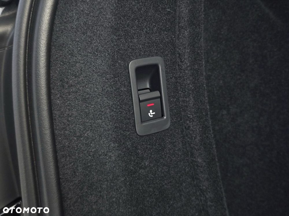Audi RS4 Avant TFSI Quattro Tiptronic - 35