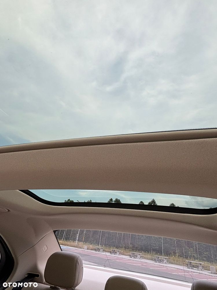 Mercedes-Benz Klasa C 300 7G-TRONIC Avantgarde - 28