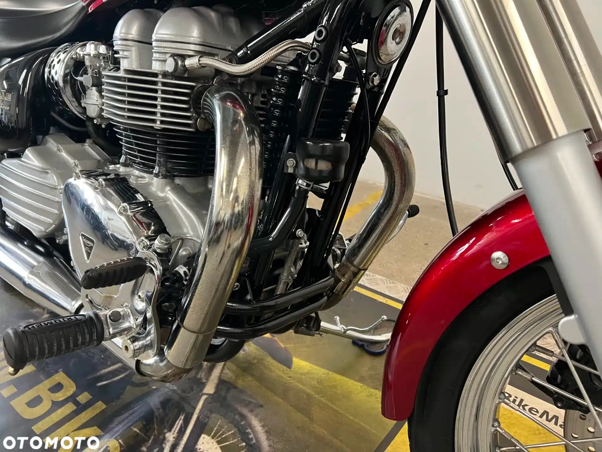 Triumph America - 14