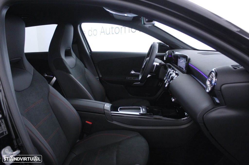 Mercedes-Benz A 250 e AMG Line - 14