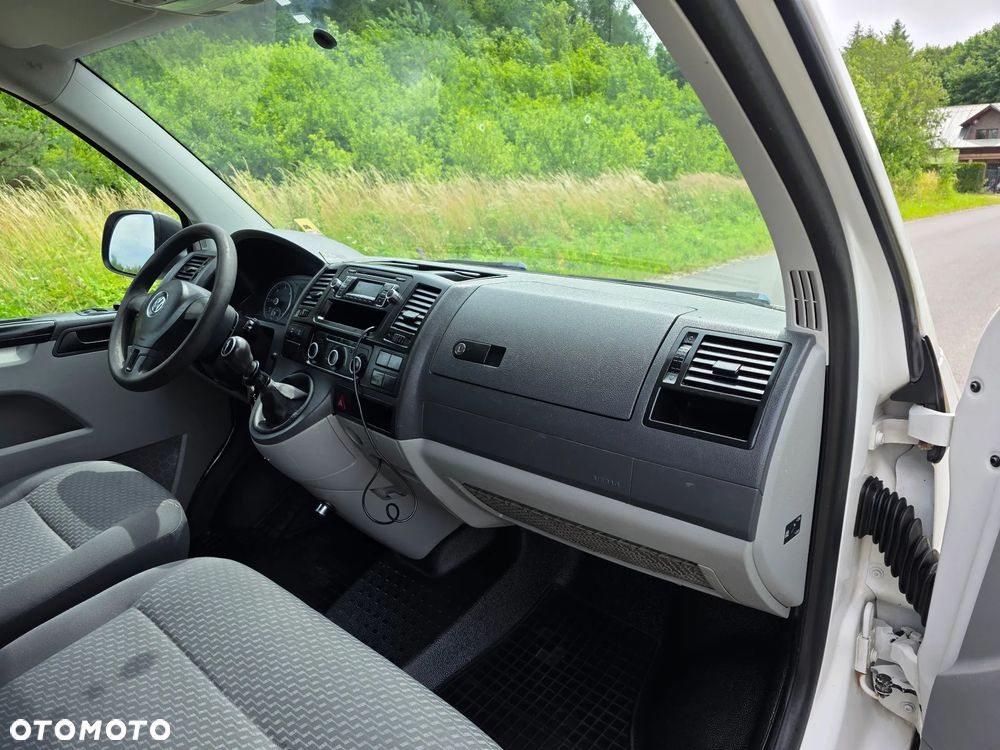 Volkswagen Transporter T5 LONG 4x4 4 MOTION - 17