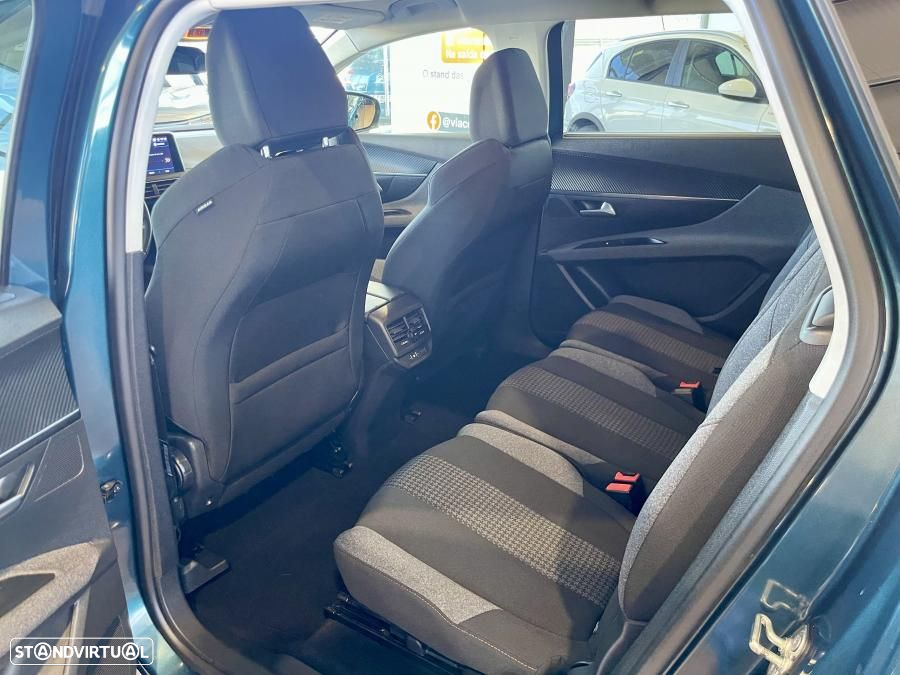 Peugeot 5008 PureTech 130 EAT8 Stop & Start Active Business-Pack - 21