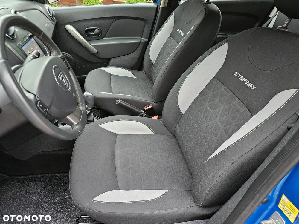 Dacia Sandero Stepway TCe 90 Easy-R S&S Celebration - 16