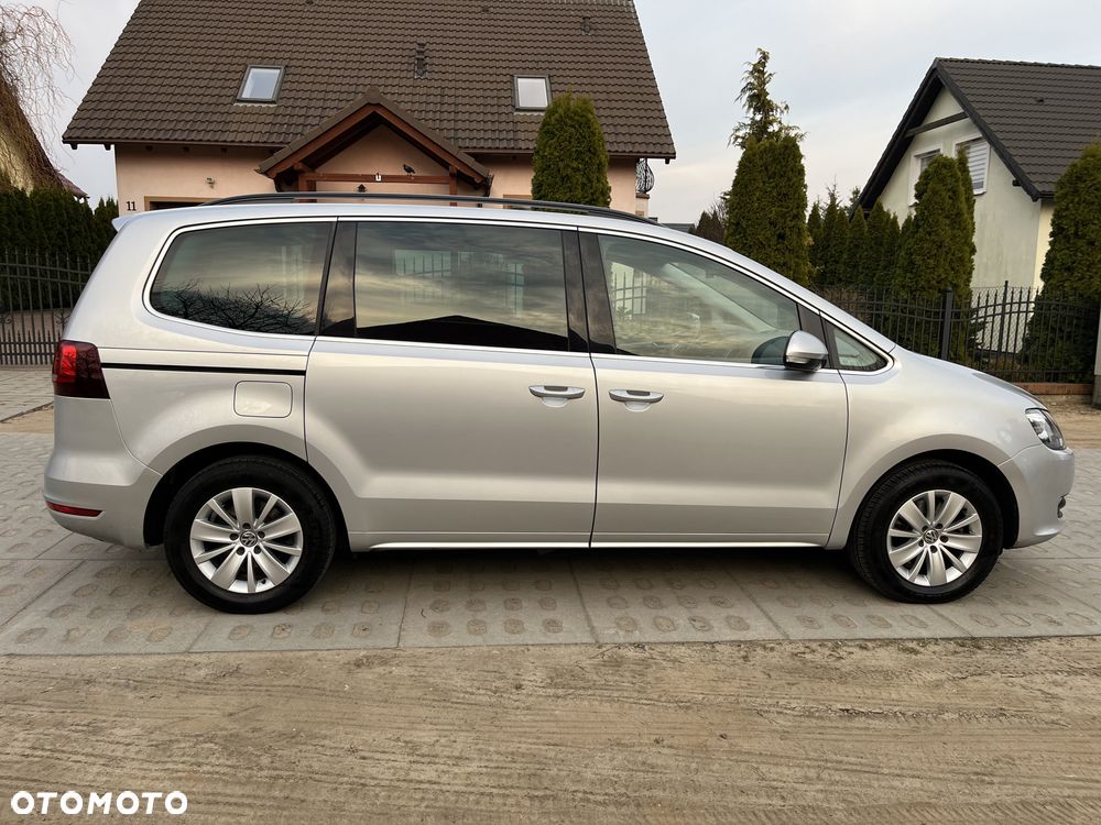 Volkswagen Sharan 2.0 TDI DSG 4MOTION (BlueMotion Technology) Sound - 22