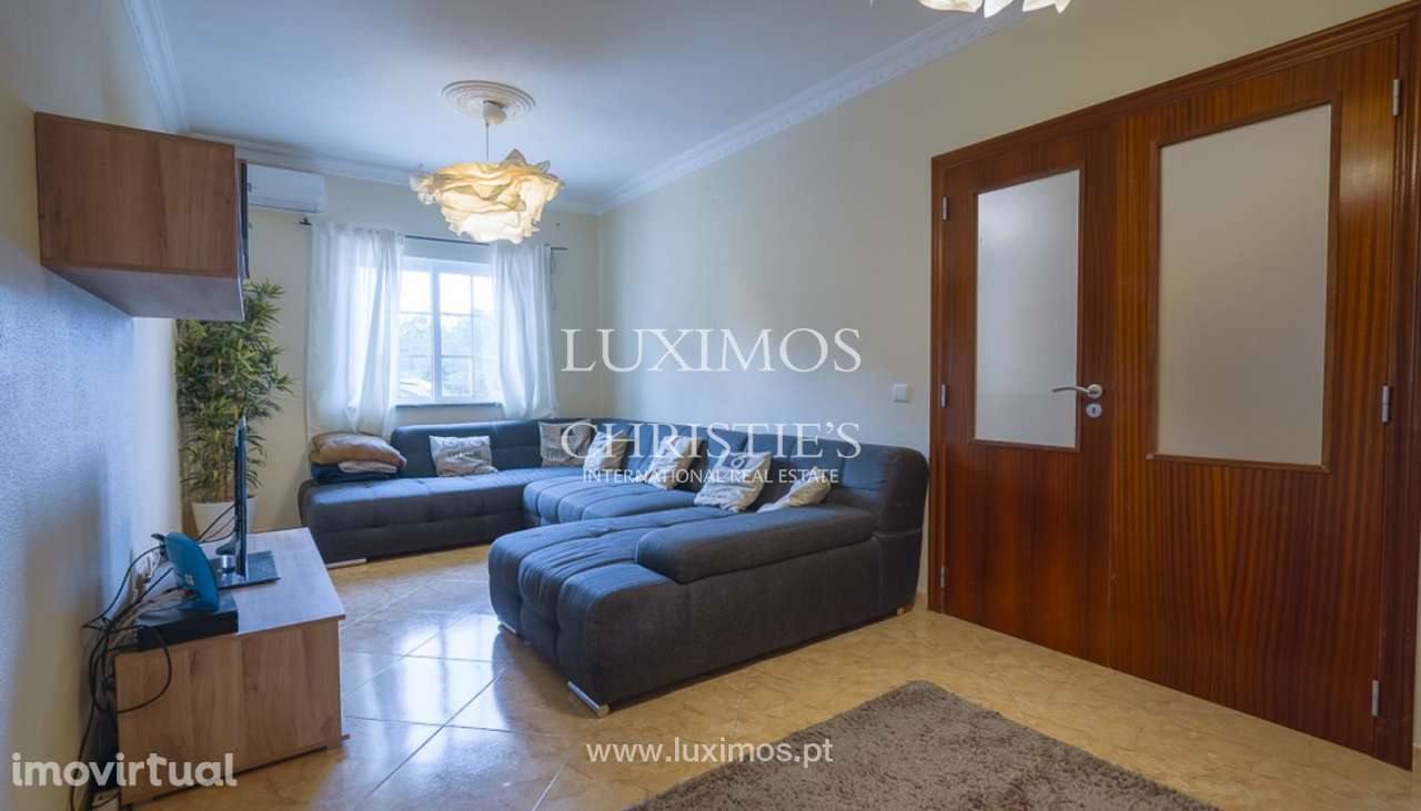 Moradia V3+1 próxima à praia, à venda em Monte Gordo, Algarve, Port - Grande imagem: 4/35