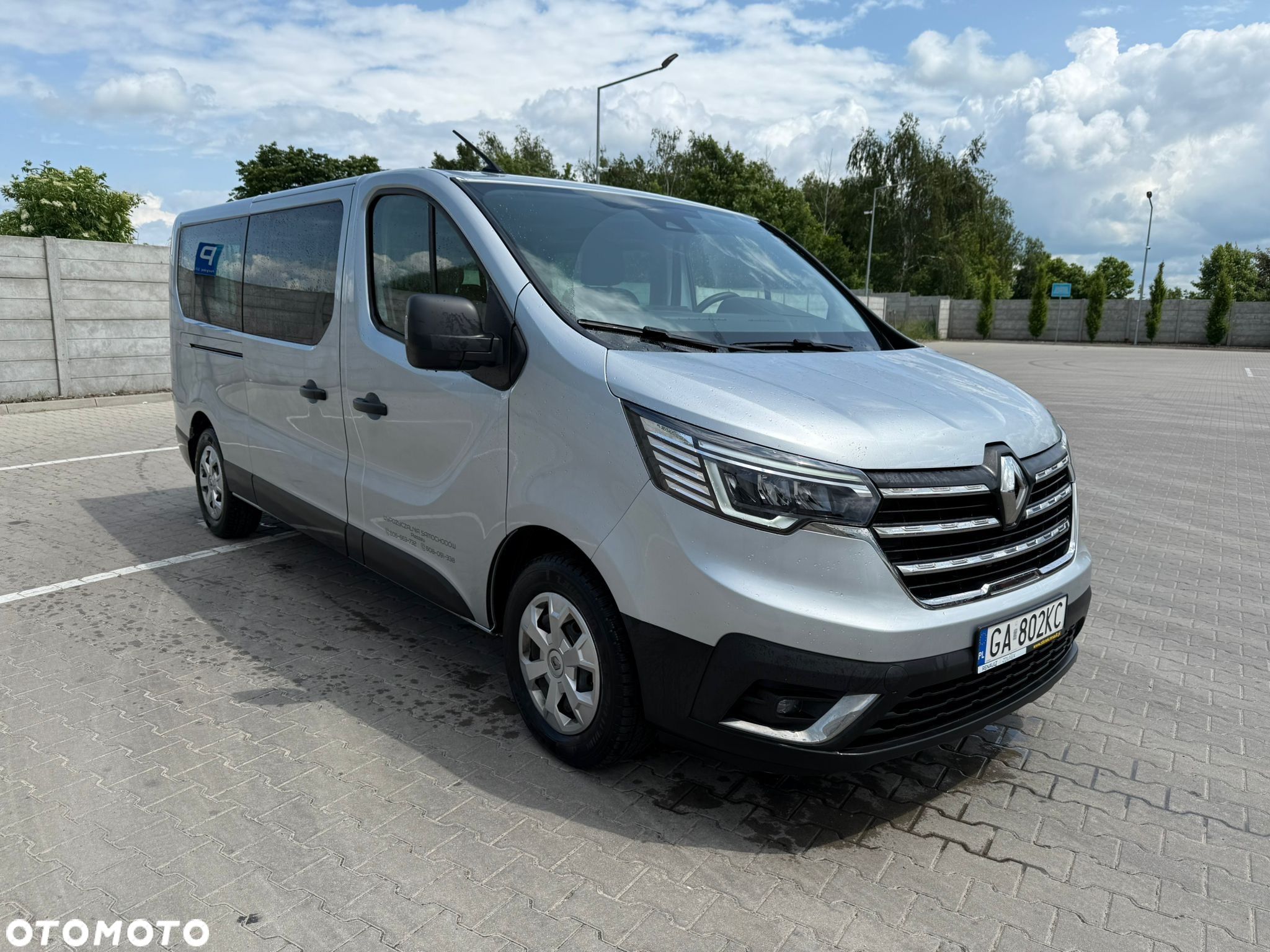 Renault Trafic - 1