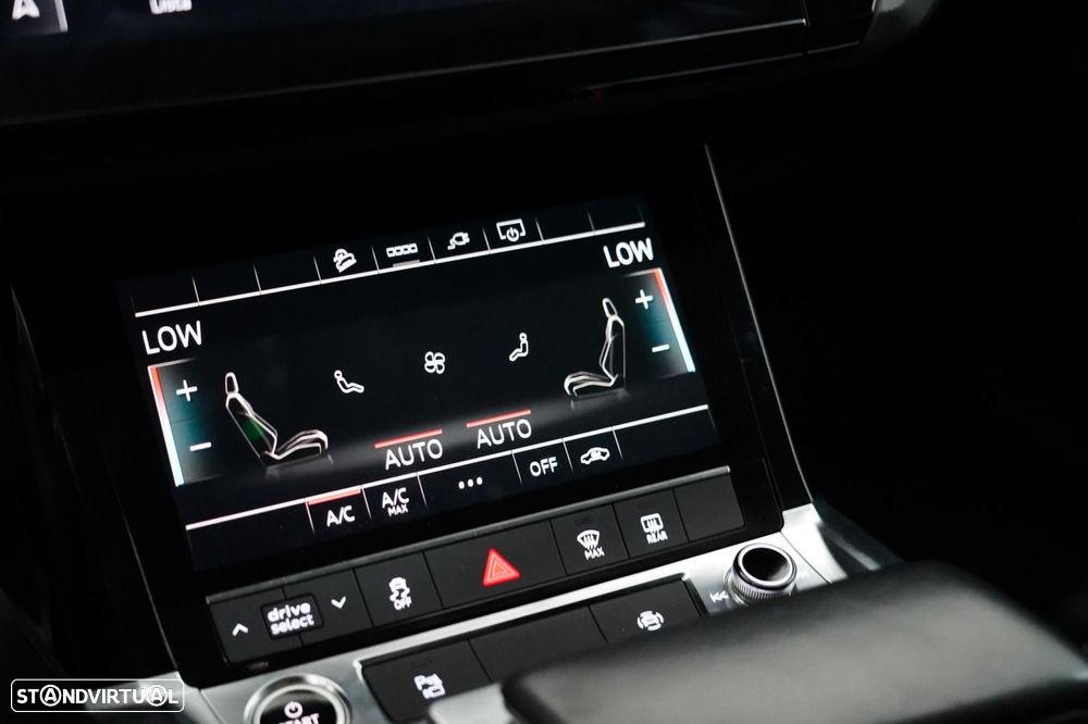 Audi Q8 e-tron 55 quattro Advanced — fotografia 16