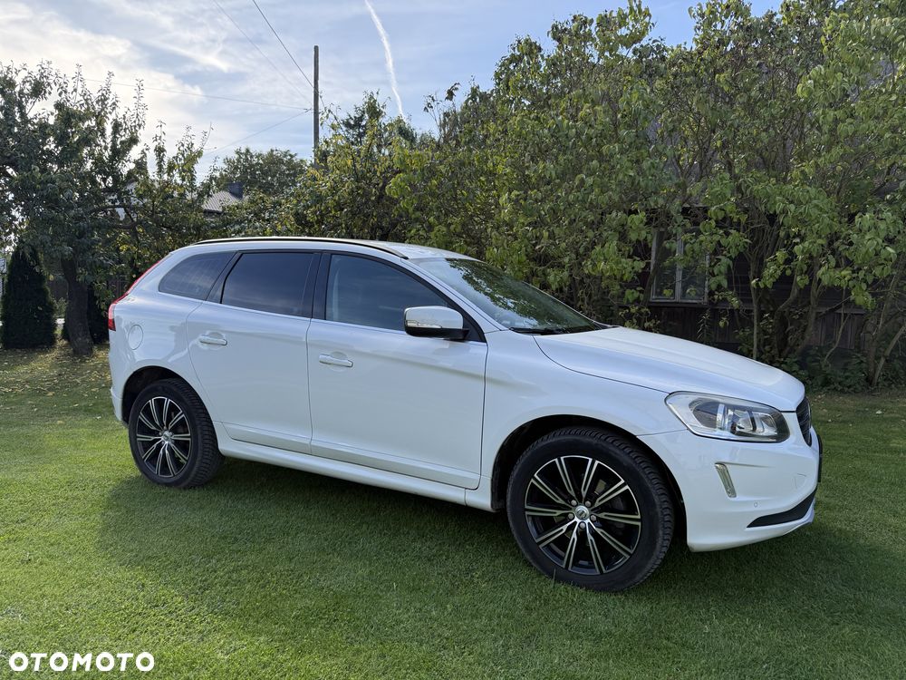 Volvo XC 60 - 4