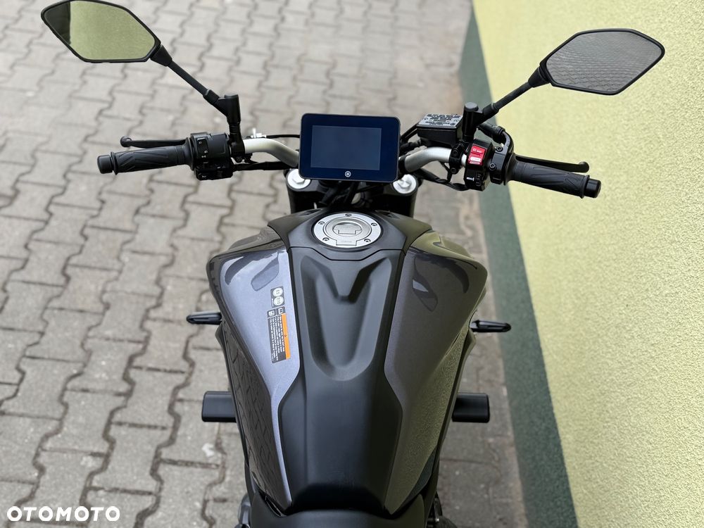 Yamaha MT - 35