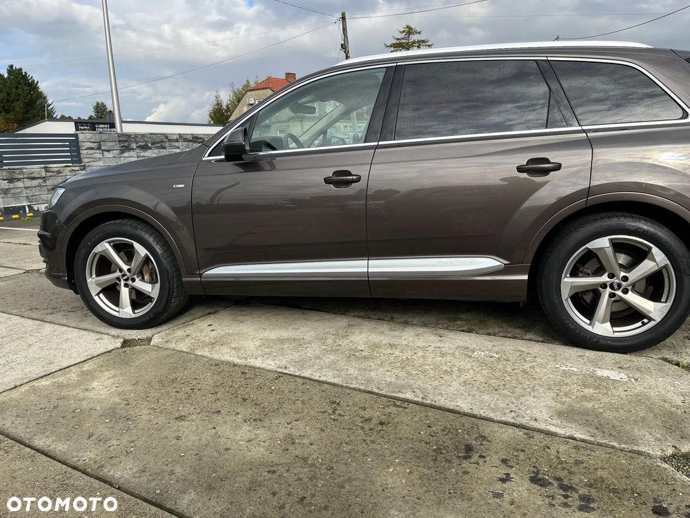 Audi Q7 - 8