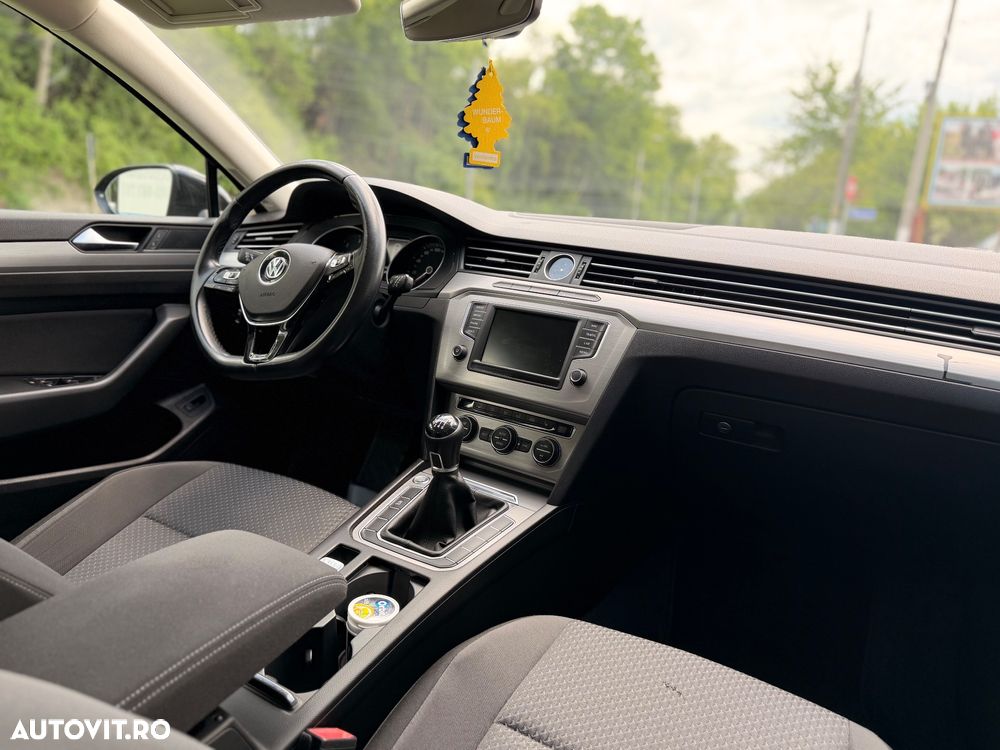 Volkswagen Passat - 6