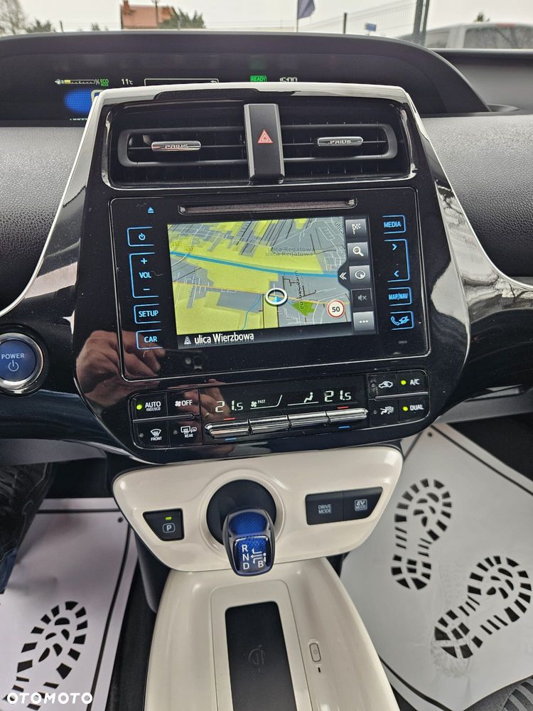 Toyota Prius Hybrid Comfort - 22