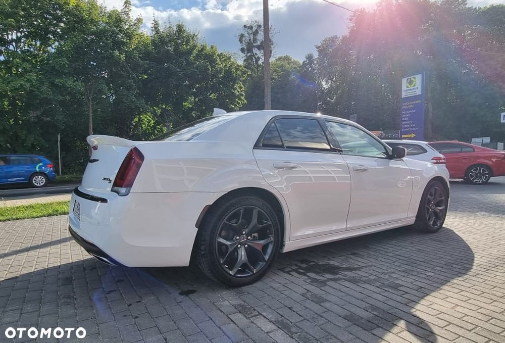 Chrysler 300s - 5