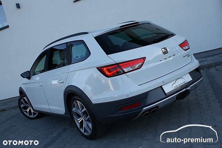 Seat Leon 2.0 TDI DPF XCELLENCE - 38