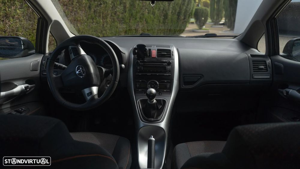 Toyota Auris 1.4 D-4D AC DPF - 4