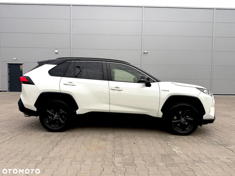 Toyota RAV4 2.5 Hybrid Black Edition by JBL 4x2 - 4