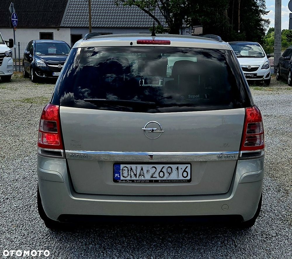 Opel Zafira 1.9 CDTI Edition Plus - 29