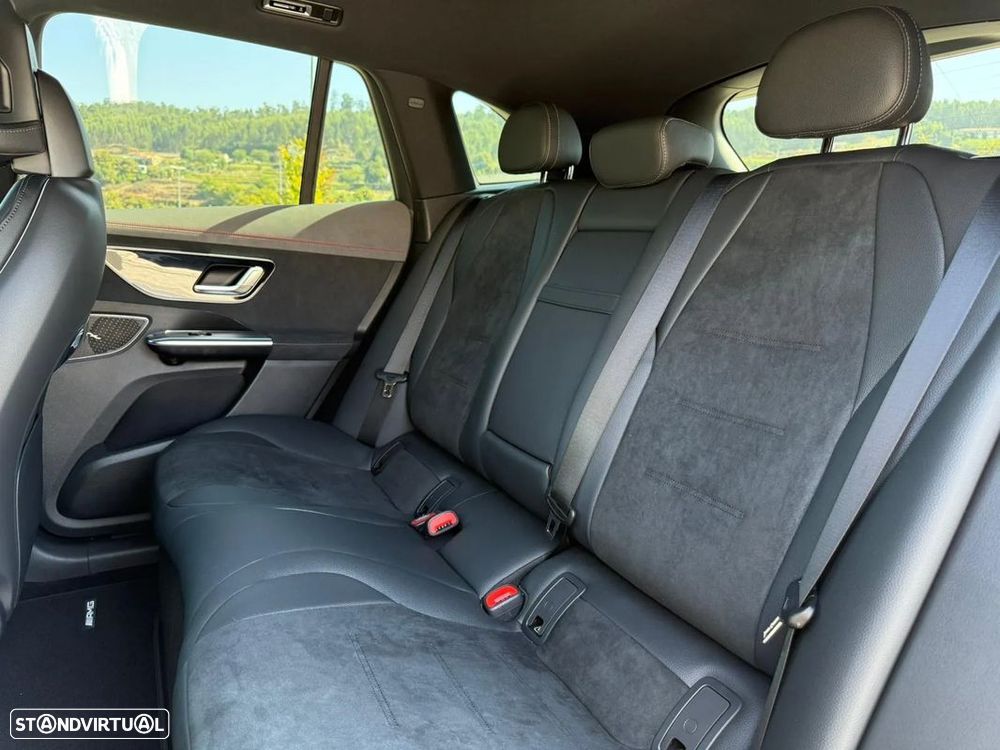 Mercedes-Benz EQE SUV 300 - 20