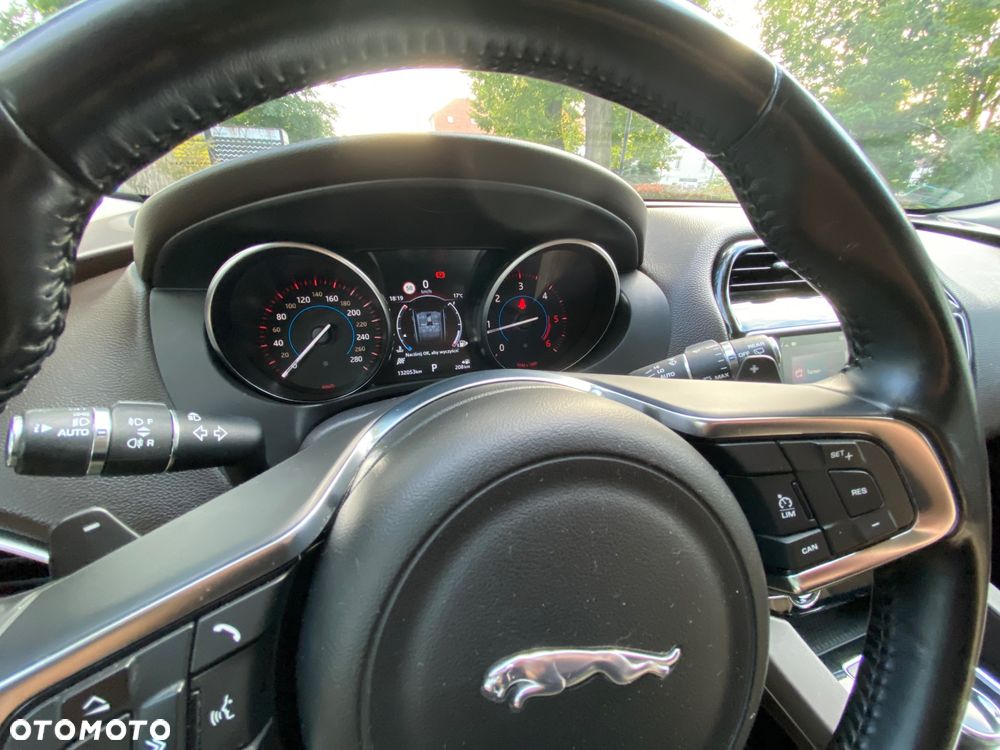 Jaguar F-Pace 2.0 i4D RWD Prestige - 17
