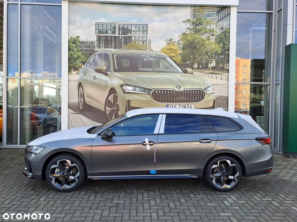 Skoda Superb 2.0 TSI Sportline DSG - 4