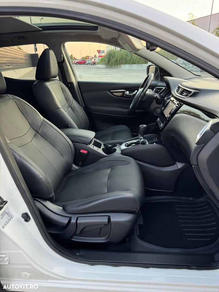 Nissan Qashqai 1.6 DCI Start/Stop X-TRONIC Tekna - 11