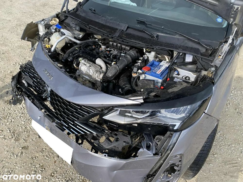 Peugeot 3008 1.2 PureTech Allure S&S EAT8 - 25