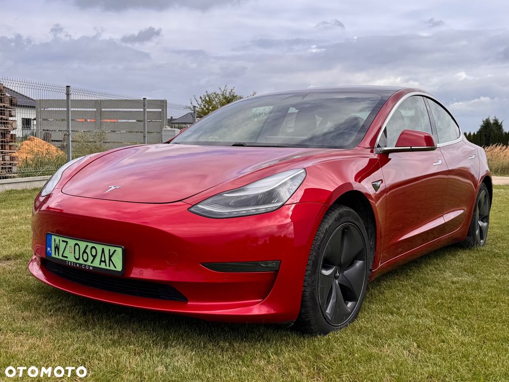Tesla Model 3 - 5