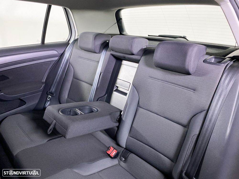 VW e-Golf AC/DC - 19