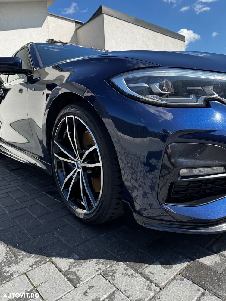 BMW Seria 3 330i xDrive Aut. M Sport - 8