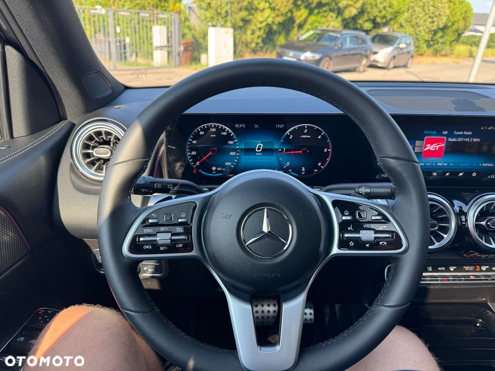 Mercedes-Benz GLB 180 d 8G-DCT Progressive - 15