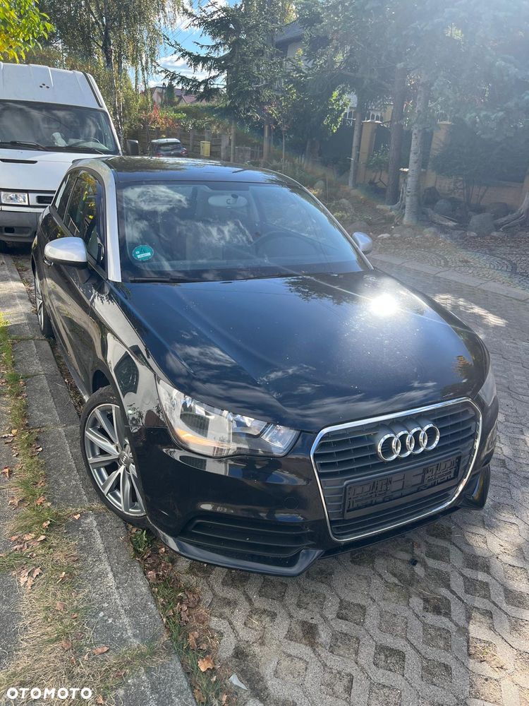 Audi A1 2010 photo 2