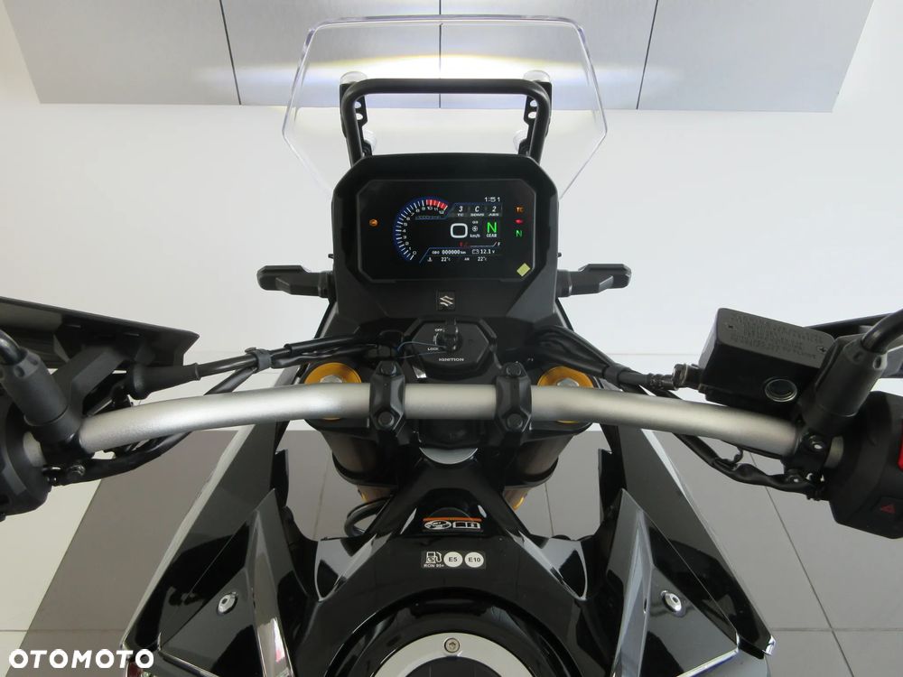Suzuki V-STROM - 7