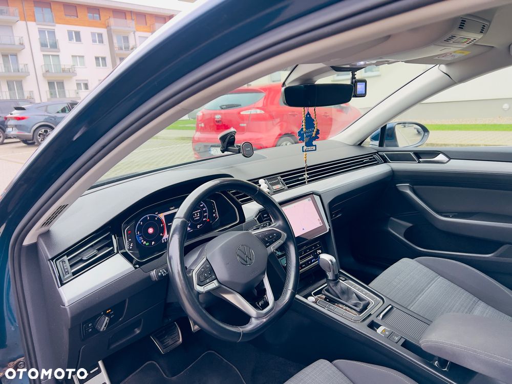 Volkswagen Passat 2.0 TDI Business DSG - 21
