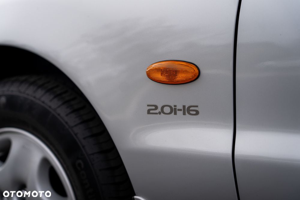 Mazda MX-6 2.0 - 12
