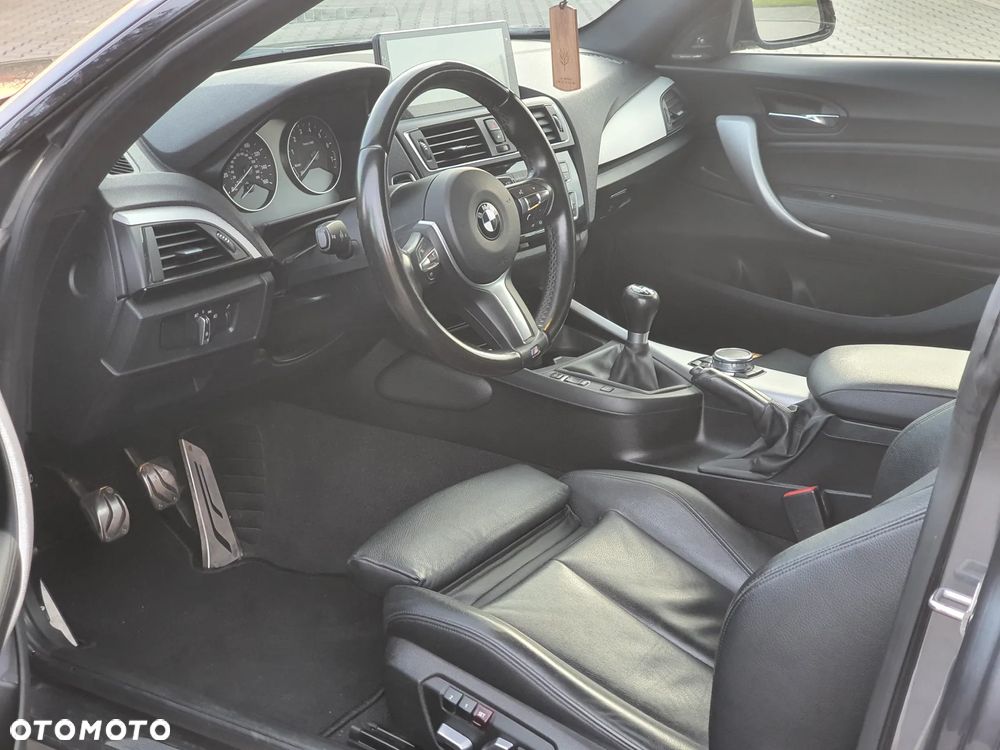 BMW Seria 2 M235i - 11
